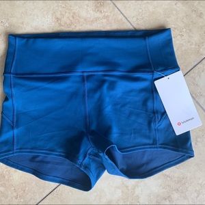 *NWT* Lululemon In Movement Short 2.5”